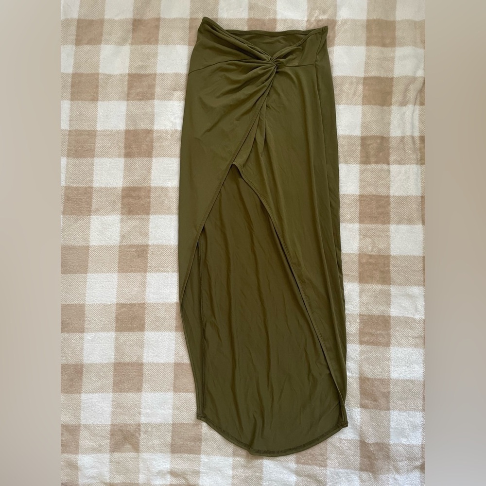 SHEIN Asymmetrical Army Green High Low Skirt 44 inch length long Size Medium